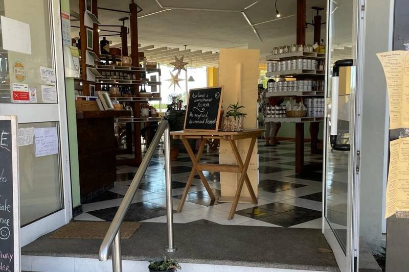 Earth, Brunchcafe & Shop, photo 2