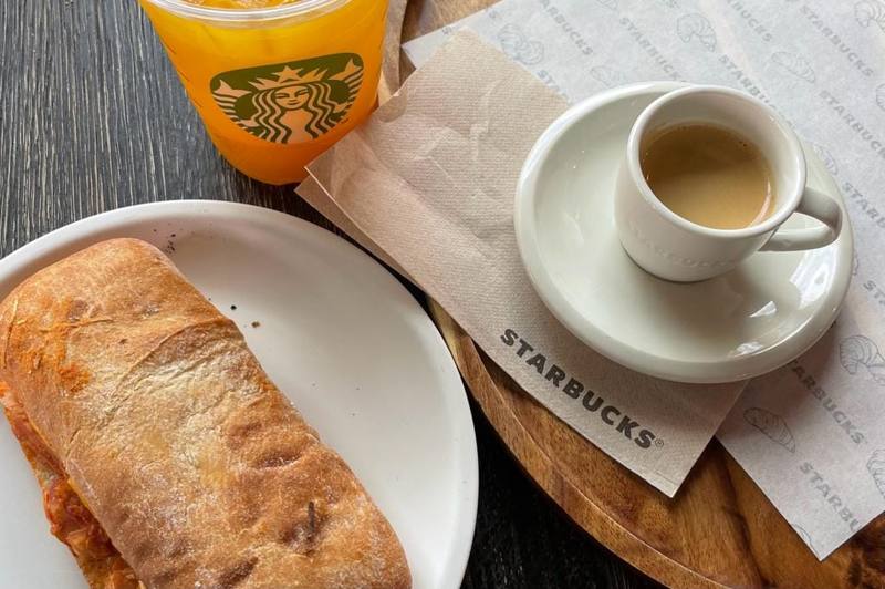 Starbucks Mar Shopping, Forum and Aqua Shopping, photo 4