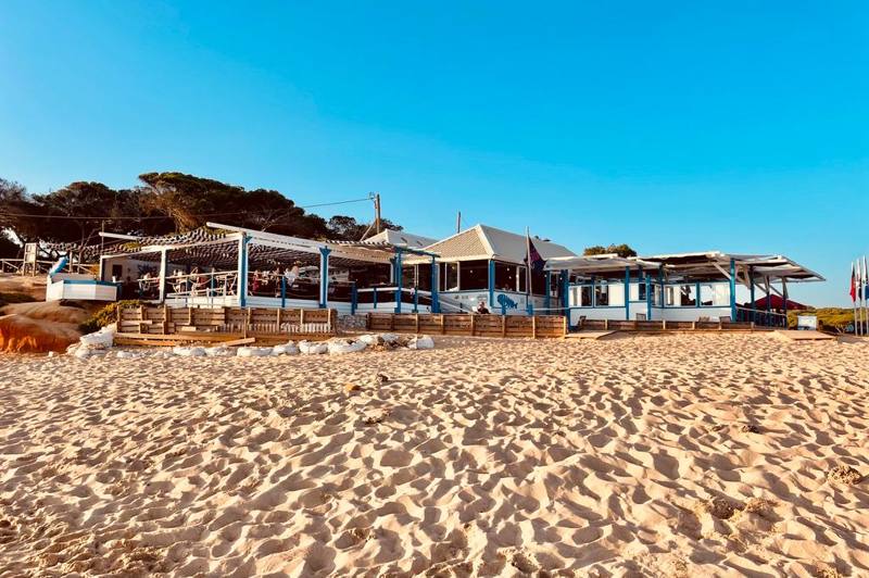 BJ’s Oceanside Beachclub Quarteira, photo 2