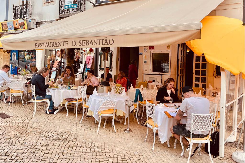 Don Sebastiao, Lagos