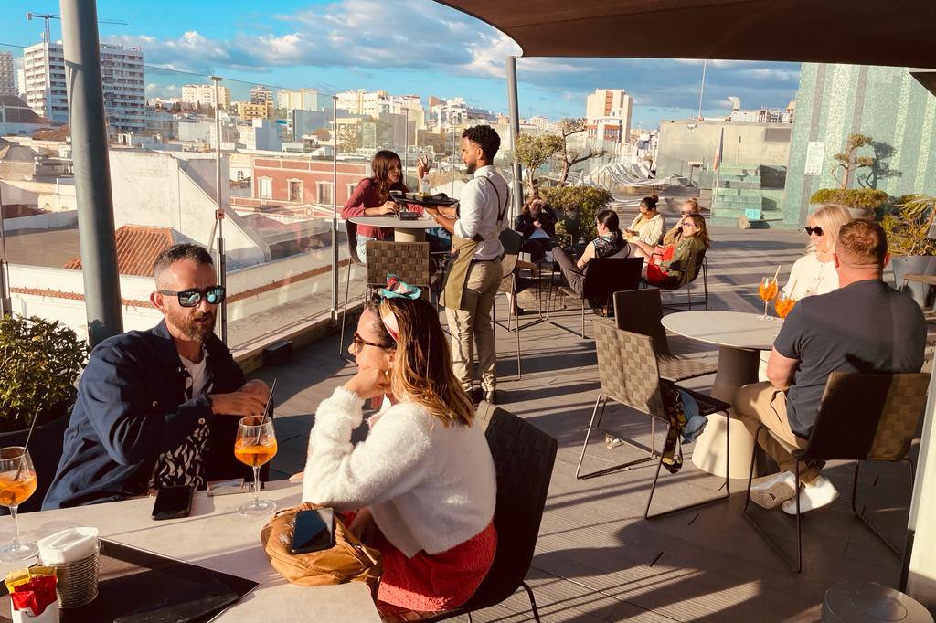 Cosmopolitan Rooftop Bar Faro Hotel, Faro