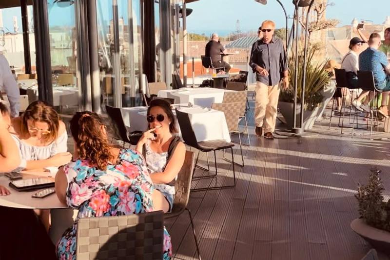 Cosmopolitan Rooftop Bar Faro Hotel, photo 4