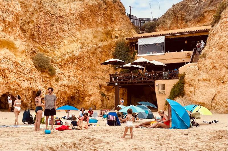 Caniço beach restaurant Alvor, photo 2