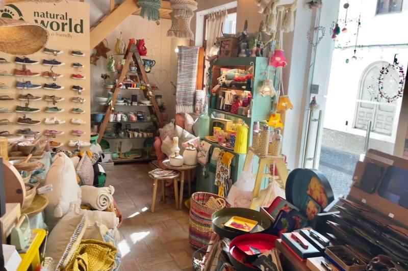 Porta 16 shop Carvoeiro, photo 5