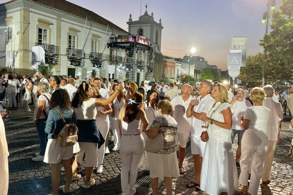 The Noite Branca in Loulé, Sao Bras