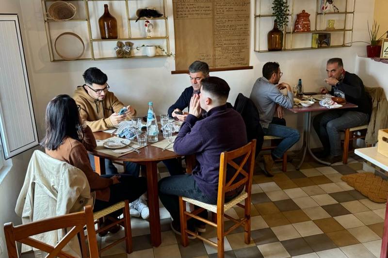 Lunch cafe Prato Feio Almancil, photo 3