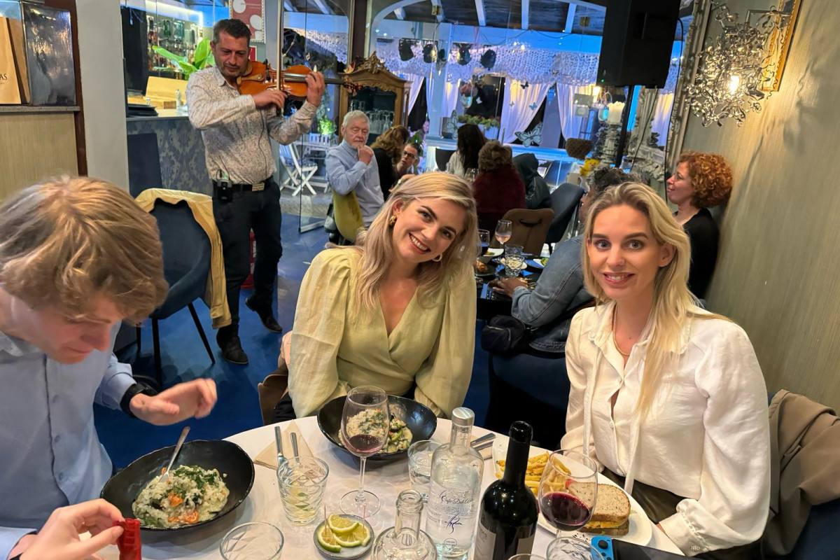 Cafe del Arte, Music & Food, Quarteira