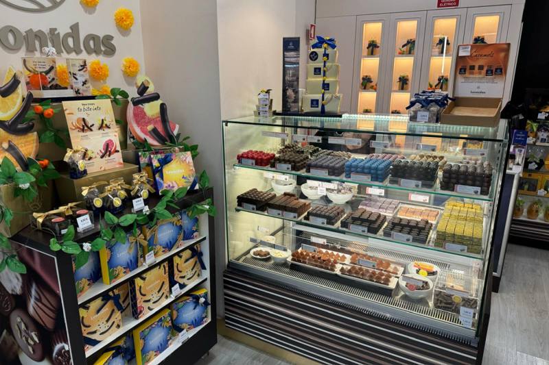 Leonidas Chocolate & Gift Shop, photo 4