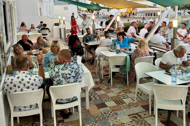 La Cigale Beach Restaurant, photo 3