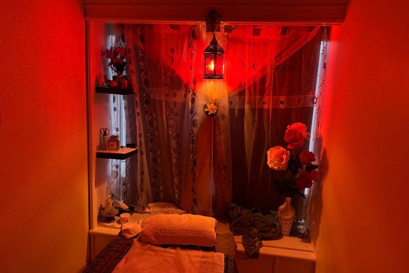 Neon Thai Massage, photo 5