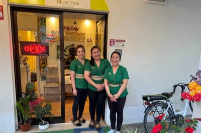 Neon Thai Massage