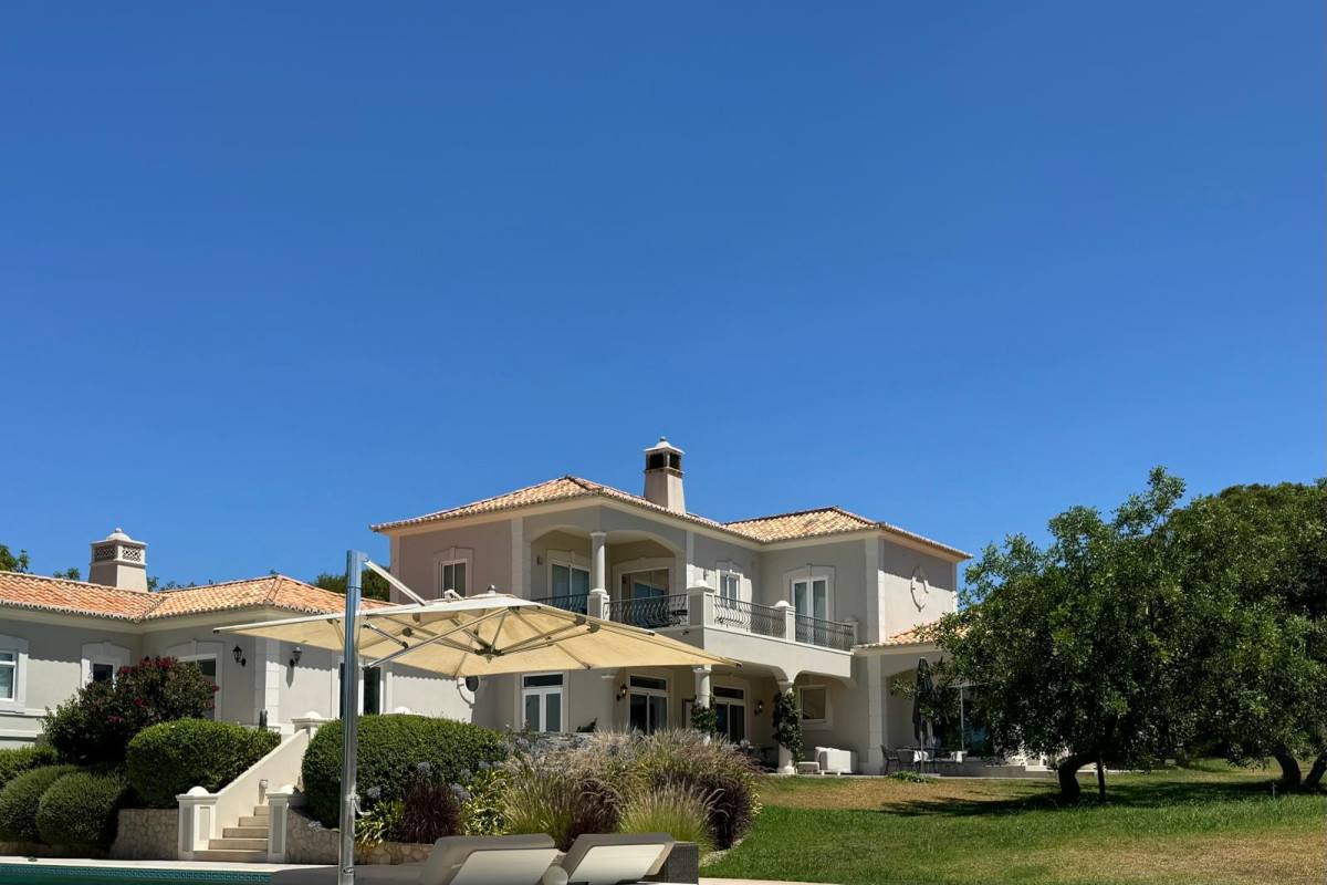Top 5 Best Places to Live in Portugal for Wealthy People, Algarve