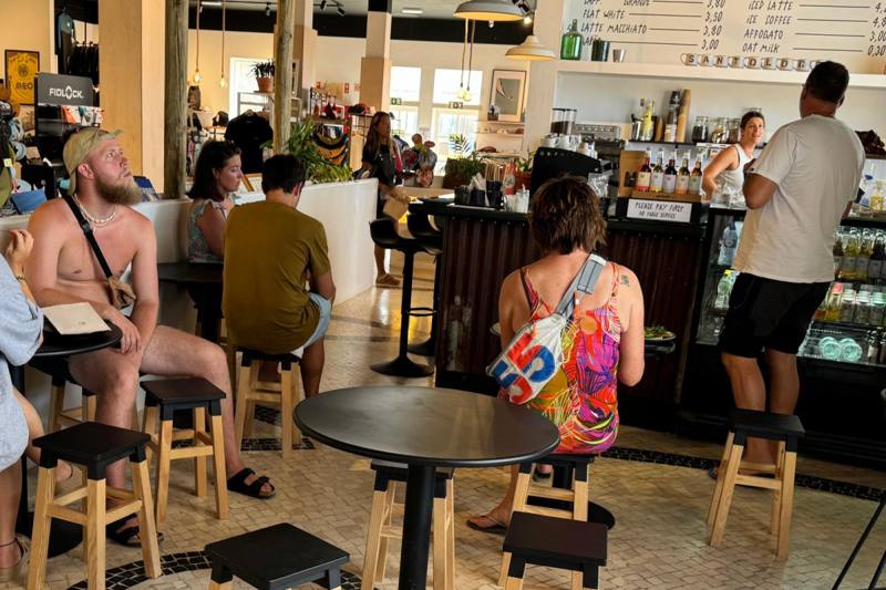 Santo Loco Sagres – Surf café & shop, photo 4